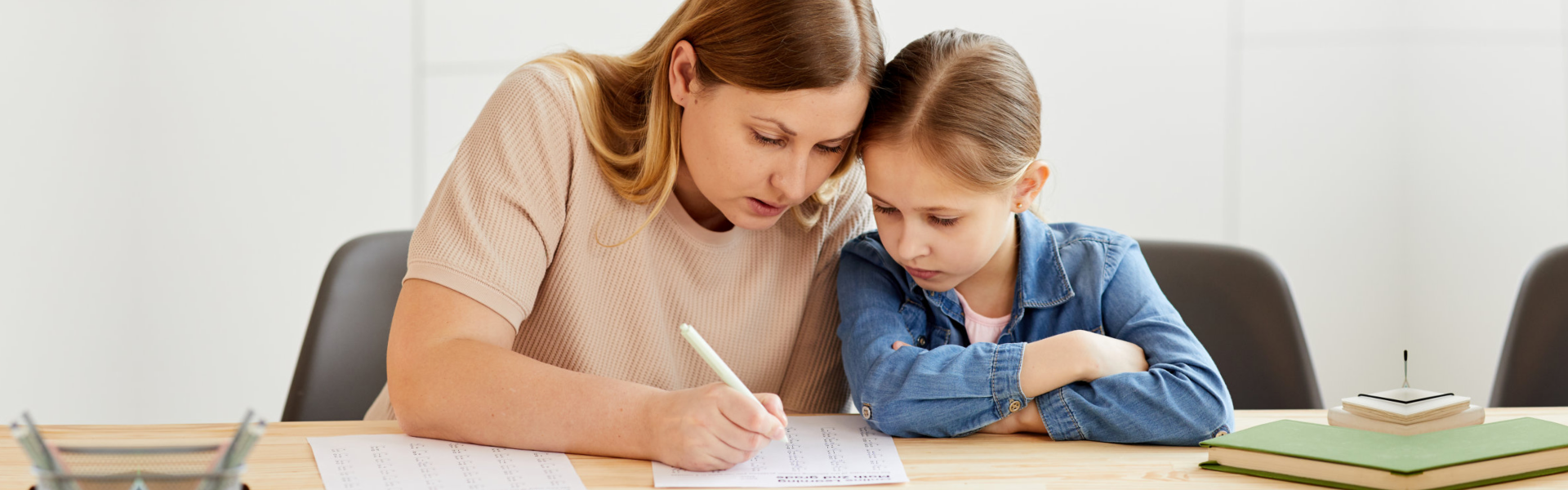 mother and daughter enrolling